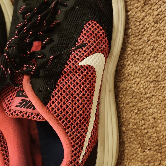 Nike Women's Revolution 3 Sneakers - Picture 2 of 7